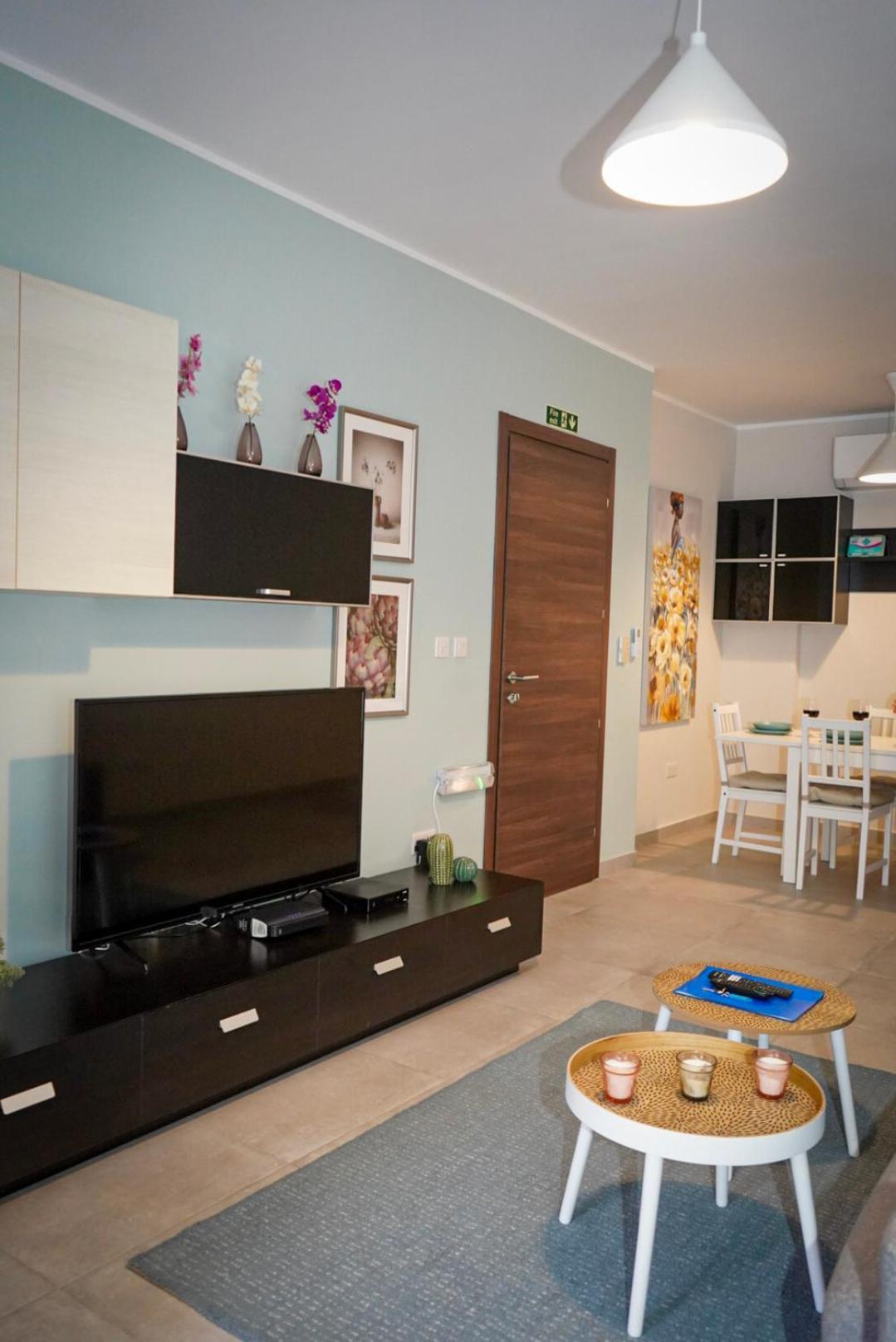 Comfort And Convenience Flat 4 Dad'S Court St. Paul's Bay Exterior photo